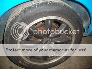 http://i628.photobucket.com/albums/uu2/csholtes612/240sx002-1.jpg