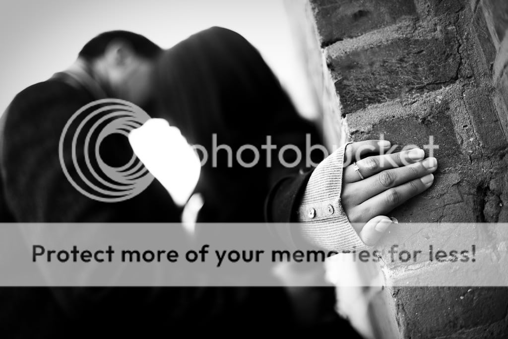 IMAGE: http://i628.photobucket.com/albums/uu3/photographybysunny/RS_Eshoot/SKP_RSPW_0237-2.jpg