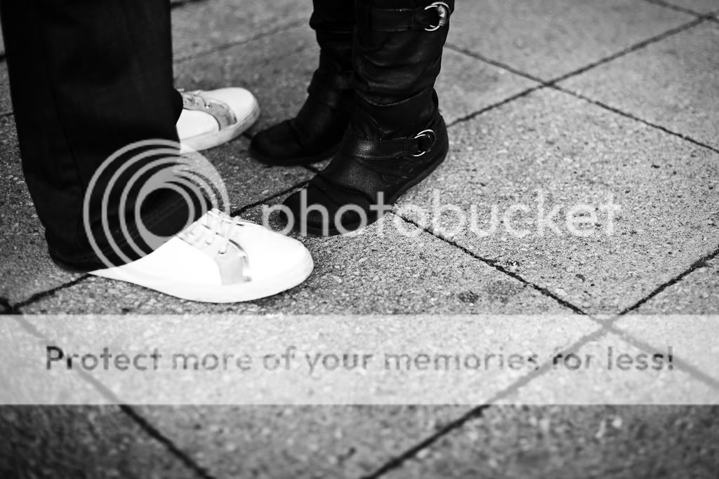 IMAGE: http://i628.photobucket.com/albums/uu3/photographybysunny/RS_Eshoot/SKP_RSPW_0248-2.jpg