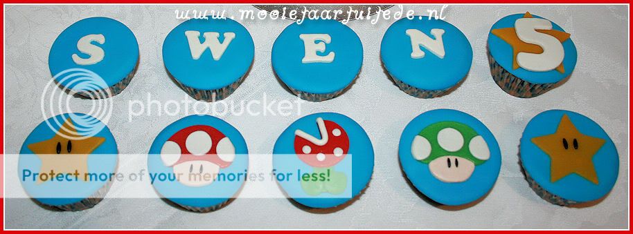 http://i628.photobucket.com/albums/uu5/Abeers/Mijn%20taarten/Mariocupcakes.jpg